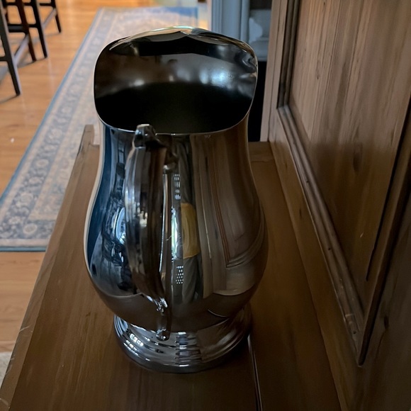 Kent Silversmiths Pitcher - Picture 4 of 6